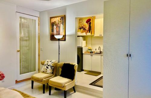 Fraserview Apartment | Vancouver park home Psalm 37
