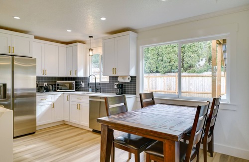 Orchards House | Vancouver Vacation Rental 16 Mi to Portland!