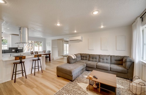 Orchards House | Vancouver Vacation Rental 16 Mi to Portland!