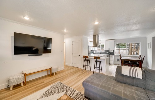 Orchards House | Vancouver Vacation Rental 16 Mi to Portland!