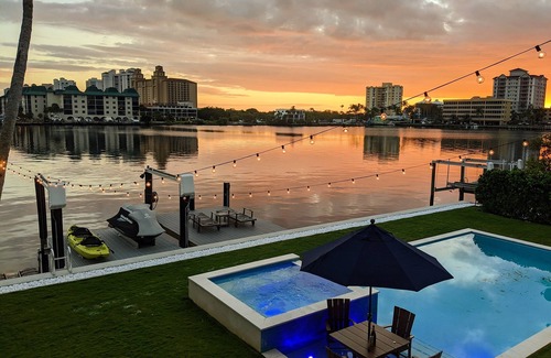 Connors House | Vanderbilt Lagoon Waterfront Home - HUGE VIEWS - Walk to Vanderbilt Beach