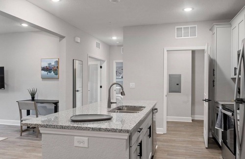 Newberry Apartment | Vanguard 2BD 15 - Two Bedroom Apartment, Sleeps 4