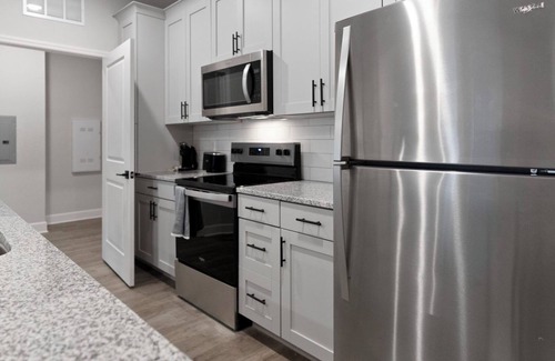 Newberry Apartment | Vanguard 2BD 19 - Two Bedroom Apartment, Sleeps 4