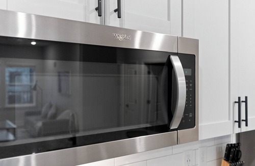 Newberry Apartment | Vanguard 2BD 19 - Two Bedroom Apartment, Sleeps 4