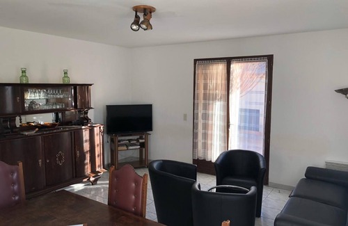 Tavernes Other | Vanha Kunnostettu Maalaistalo