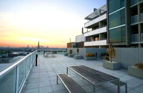 Hawthorn House | VAQUAY Alkina In Hawthorn