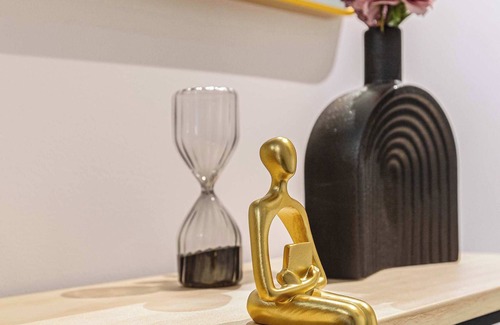 Docklands Condo | VAQUAY Anchor & Abode In Docklands
