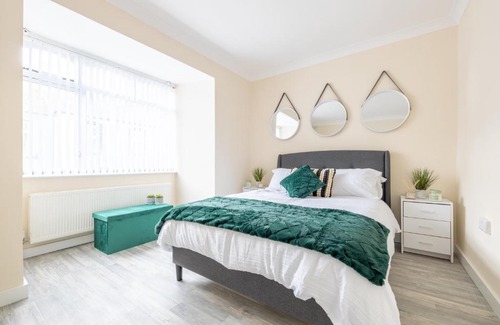 Londonderry House | Varden House