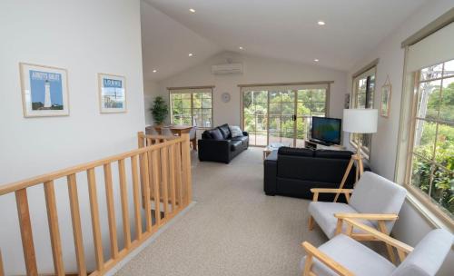 Lorne House | Vardon