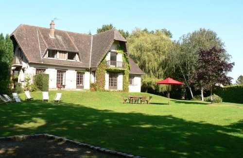 Varengeville-sur-Mer House | Varengeville sur mer . 8/10 persons Large house with garden