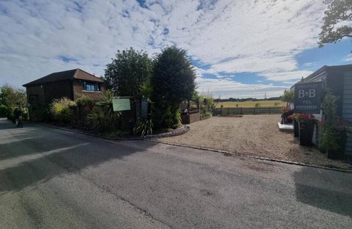 Emsworth House | Varr House @ Meadow View | Room 1