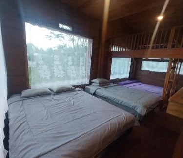 Cigugur Villa | Varvara hill