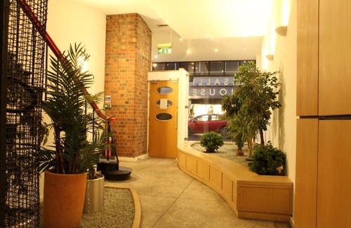 Leeds City Center Apartment | Vassali House · Stylish and Comfortable Apartment