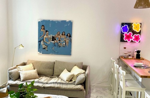 Vauban Apartment | Vauban:appartement D'artiste, Idéalement Situé, 10 min des Centres Touristiques