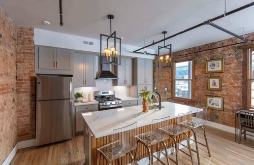 Over-the-Rhine Condo | Vaughn Lofts # 4 Summ
