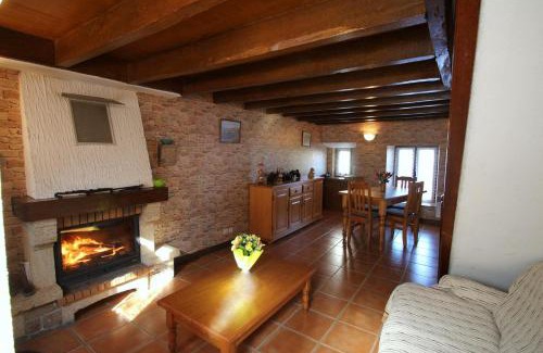 Saint-Cyr House | Vedeix