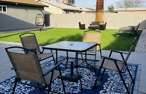 Whitney House | Vegas Oasis with Private Hot Tub and Pool - Near the Strip