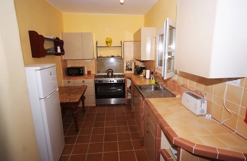 Orgiva House | Veleta - 2 double bedrooms with terrace, 2 bathrooms & roof terrace