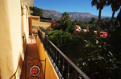 Orgiva House | Veleta - 2 double bedrooms with terrace, 2 bathrooms & roof terrace