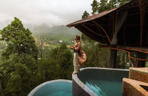 Sidemen Cabin | Veluvana Mountain