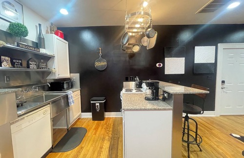 Bricktown House | Velvet studio apartment located in Deep Duece.
