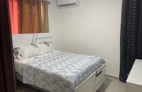 Tropical del Este Apartment | Ven y Siéntete Como en Casa con Este Confortable Apartamento Céntrico