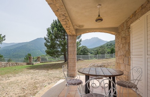 Chisa Apartment | Venaranda - Appt pour 2 avec terrasse
