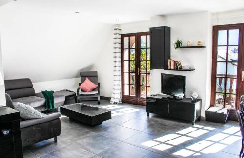 Saint-Mamet Apartment | Venasque Vue Apartment