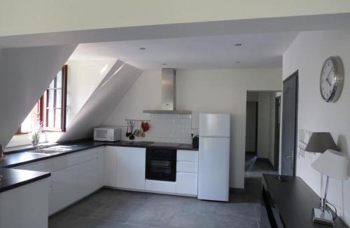 Saint-Mamet Apartment | Venasque Vue Apartment