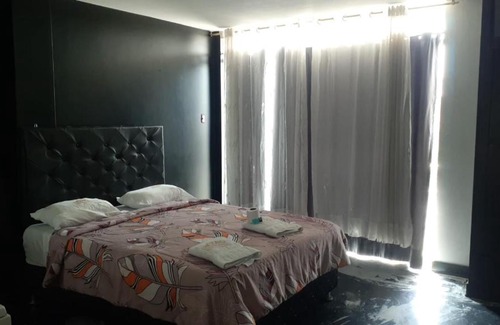 Victor Larco Herrera Hotel | Venecia Hotel Larco