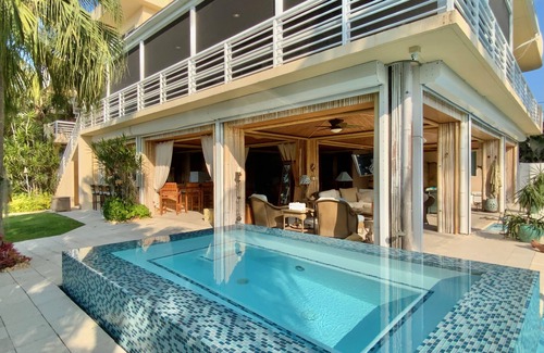 Venetian Shores House | Venetian Shores 5BR/7BA Home with Pool, Spa & Boat Lifts