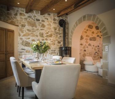 Saint-Jorioz House | Venez Chez Vous - La Grange du Lac - Vue montagne