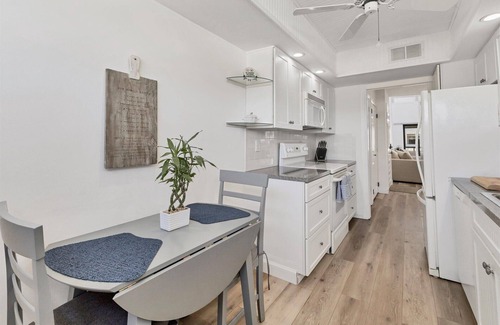 Venice Condo | Venice Beach Two Bedroom Private Condo with Community Pool, Gulf Beach Access and Water Views!