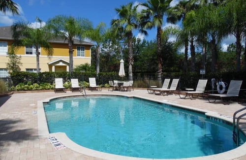 Venice House | Venice Townhouse Short Drive to Beaches