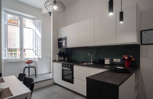 Vatican Apartment | Veniero37 Guest HousenFeeling at home in the heart of Rome