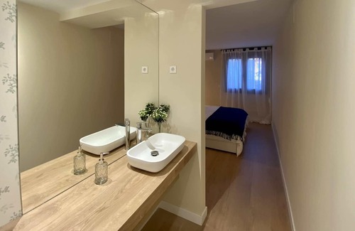 Ciudad Lineal Apartment | Ventas Plaza | Modern 2 Bedroom Duplex in Madrid