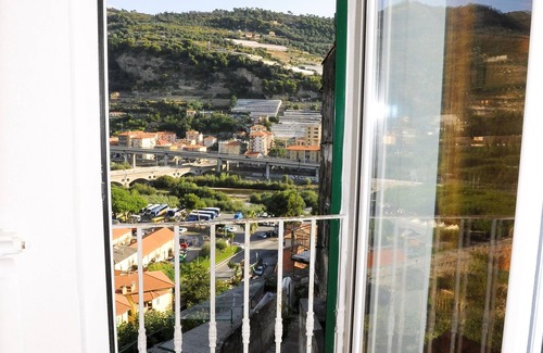 Old Town Apartment | Ventimiglia: Panoramic House In The Medieval Part