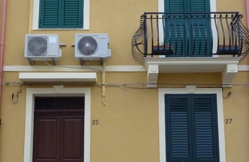Milazzo House | VentodiMilazzo - Blue House (Old Town Milazzo near the Castle)