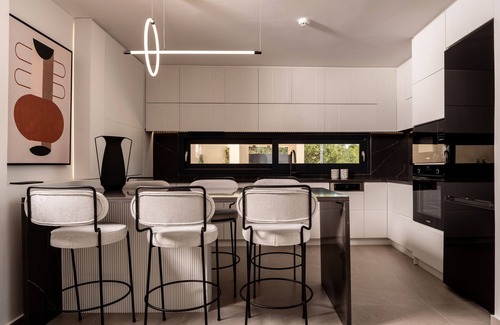 Akrotiri Villa | Ventus Villa Offers Panoramic View to Ionion Pelagos!