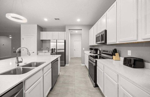 Kissimmee Villa | Veranda Palms - Fifteen Bedroom Villa, Sleeps 32