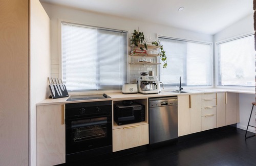 Oberon House | Vera’s of Oberon, a beautiful Californian Bungalow
