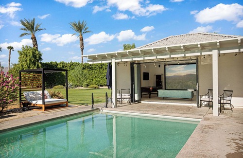 Desert Aire House | Verdent Luxury Villa - 11 bds - sleep 24- 14' infinity spa - pickle ball!