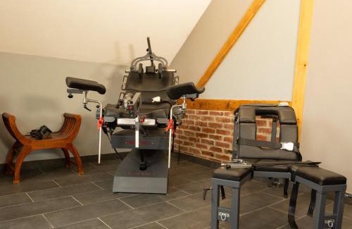 Schoenheide Apartment | Verdorbene Welten