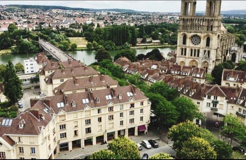 Mantes-la-Jolie Apartment | Verdun