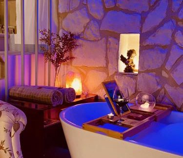 Todi House | Vermaaten Boutique Suites Diamond