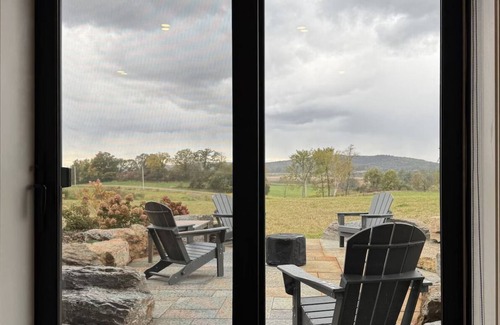 New Haven Apartment | Vermont Modern Farmhouse + 46 acres + spectacular