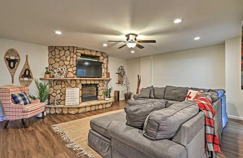 Vernon Apartment | Vernon Condo with Deck, Near Appalachian Trail!