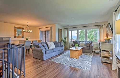 Vernon Apartment | Vernon Condo with Deck, Near Appalachian Trail!