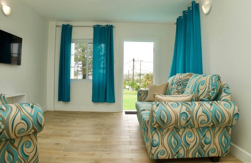 Bois d'Orange Apartment | Veronica's - Breathe Easy - Reduit Apartment #3