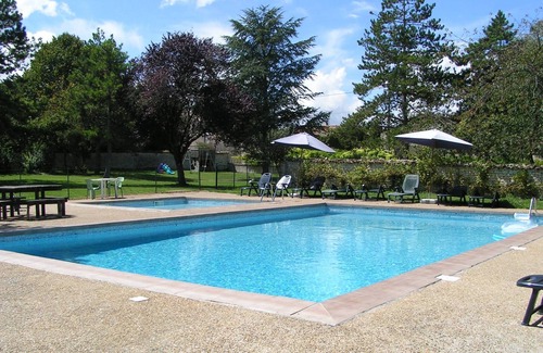 Duil-sur-le-Mignon House | Verseau, Les Constellations